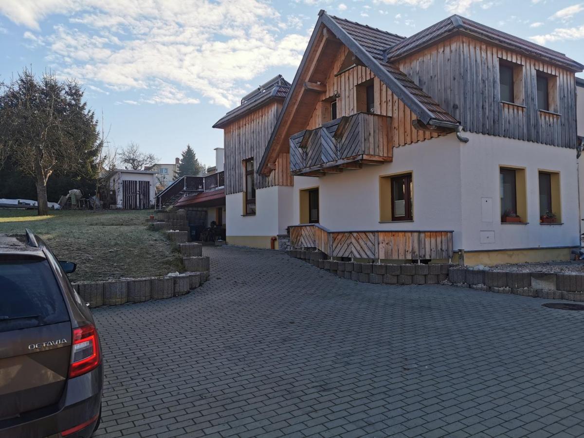 Ferienwohnung Und Pension Guertler Werdau Extérieur photo